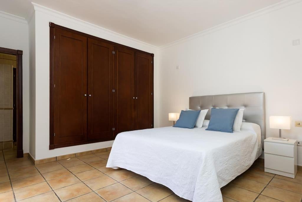 Villa Helen - Heated Pool Wifi Smarttv Barbecue Corralejo Bagian luar foto